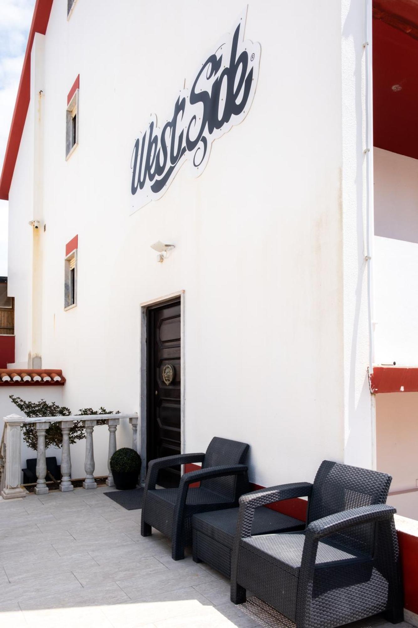 West Side Guesthouse เปนิช ภายนอก รูปภาพ