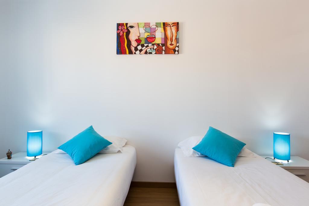 West Side Guesthouse เปนิช ภายนอก รูปภาพ