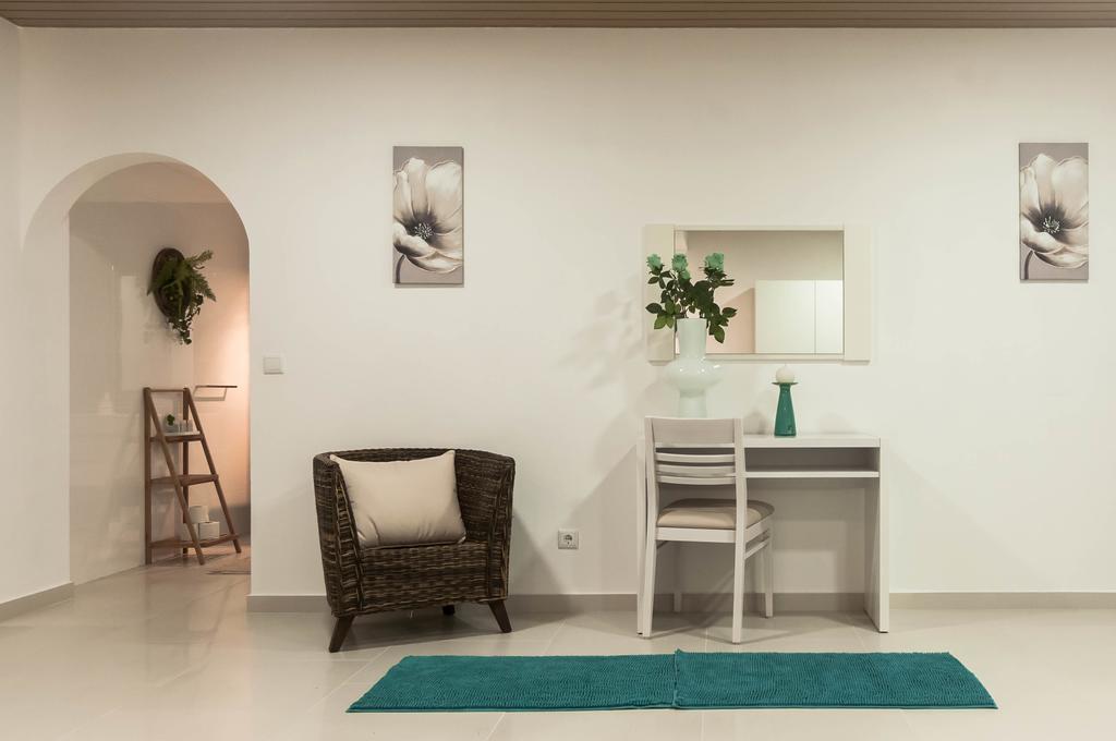 West Side Guesthouse เปนิช ภายนอก รูปภาพ